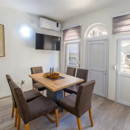 Perla Apartman *