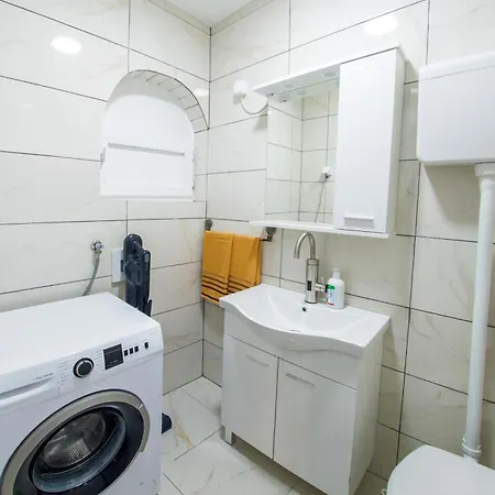 Apartman Perla *